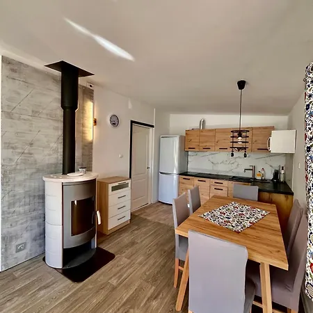 Nyaraló Nad Jeziorem